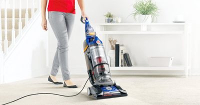 Best Upright Vacuums for Pet Hair 2025 - Reviews & Guides (Updated)